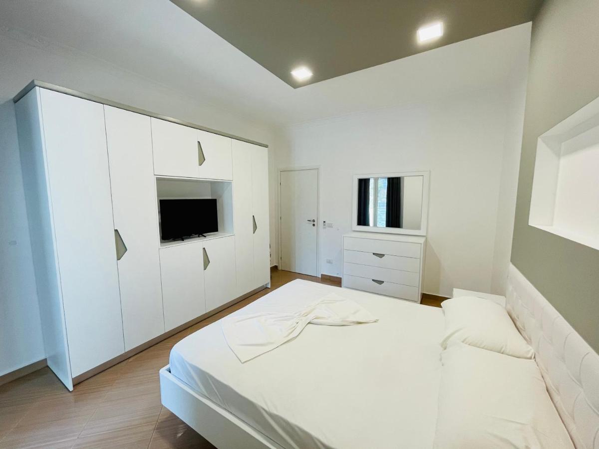 Jico Travel - Bani Apartments Vlora Kültér fotó